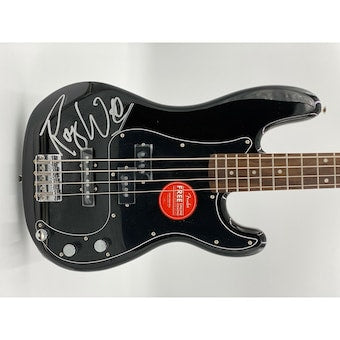 Beckett Roger Waters Pink Floyd Signed Black Bass Guitar Autograph Bas Loa