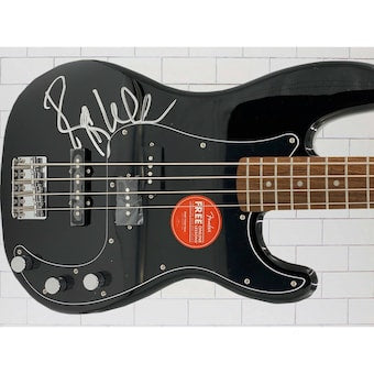 Beckett Roger Waters Pink Floyd Signed Black Bass Guitar Autograph Bas Loa 2