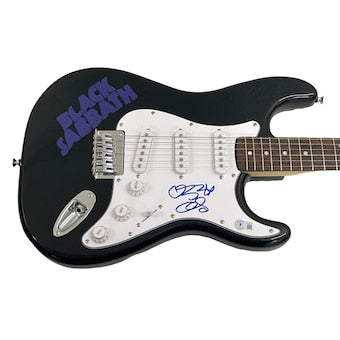 Ozzy Osbourne Black Sabbath Signed Fender Stratocaster Guitar Beckett Witness