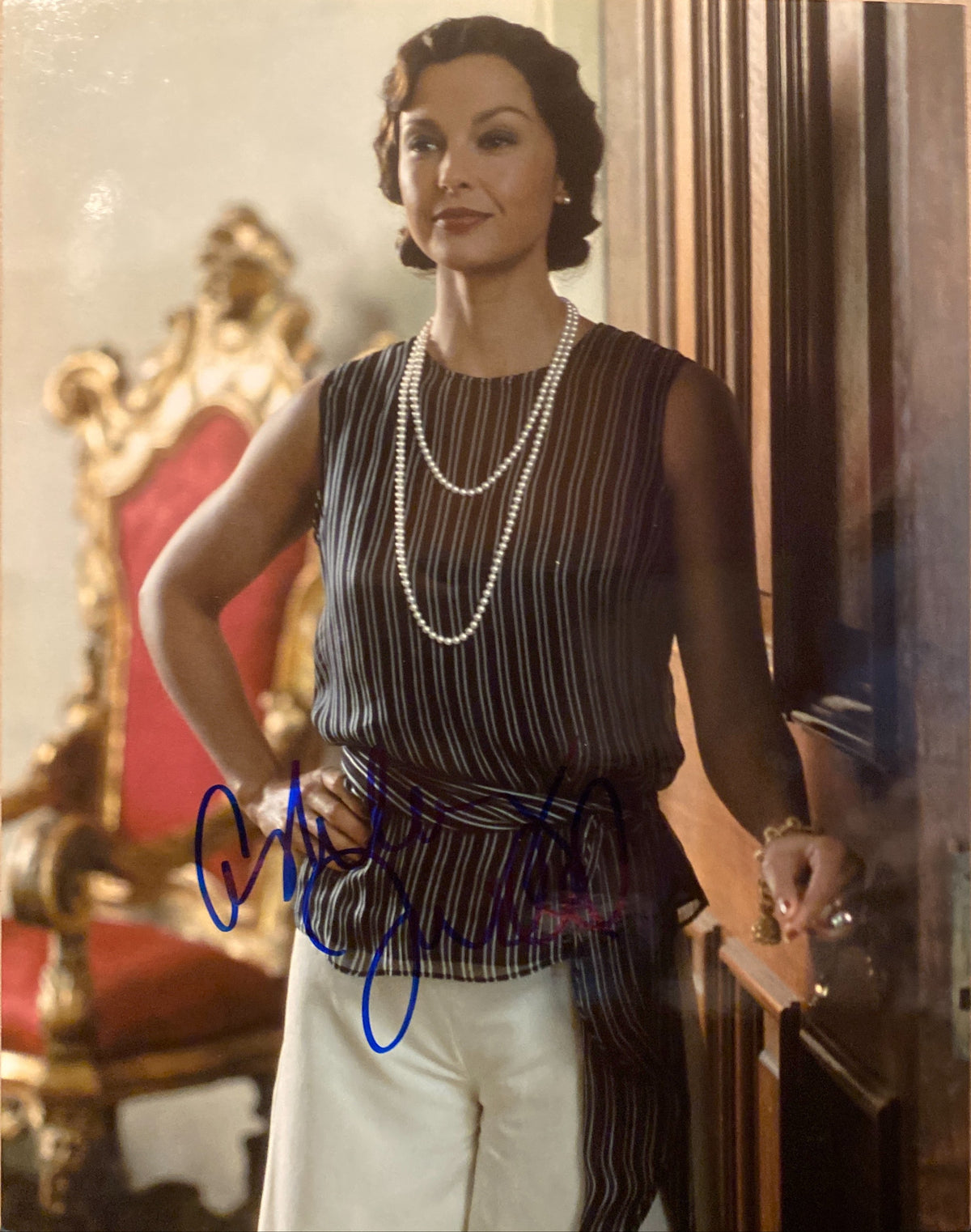 Ashley Judd signed "De-Lovely" movie photo