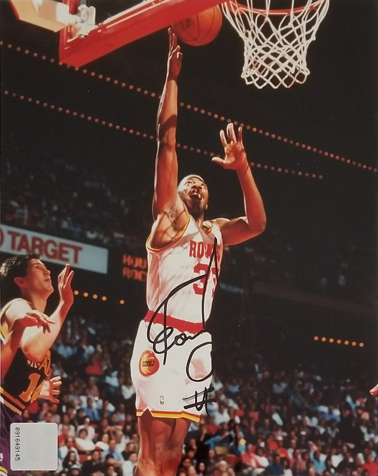 Basketball signed photo