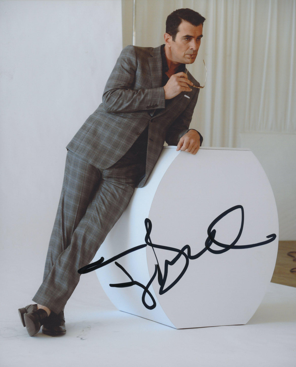 Ty Burrell signed photo
