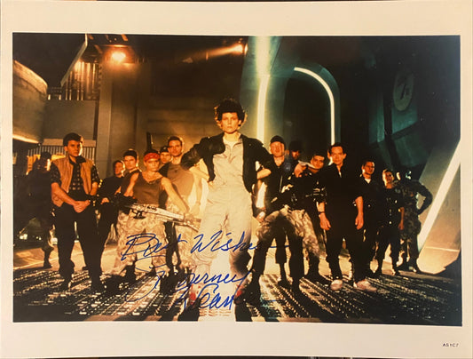 Aliens Sigourney Weaver signed movie photo