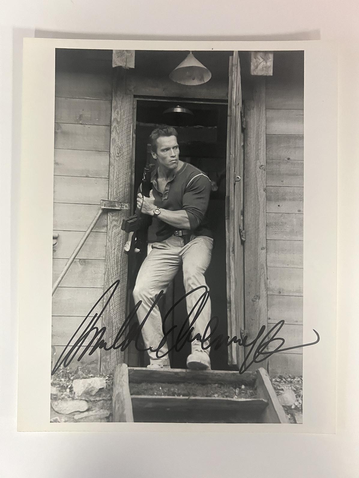 Arnold Schwarzenegger signed photo