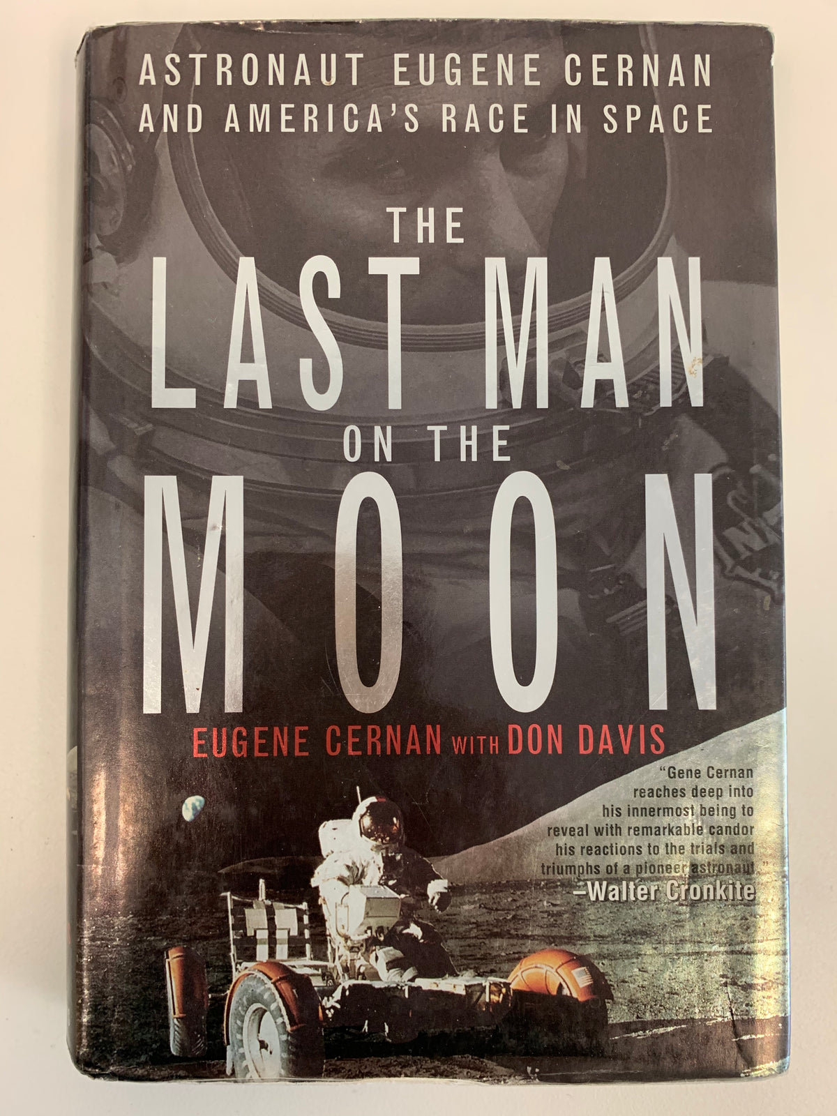 The Last Man on the Moon Eugene Cernan signed book (PSA)