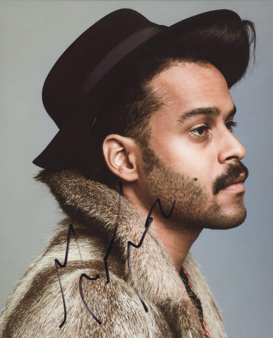 Twin Shadow signed musician photo